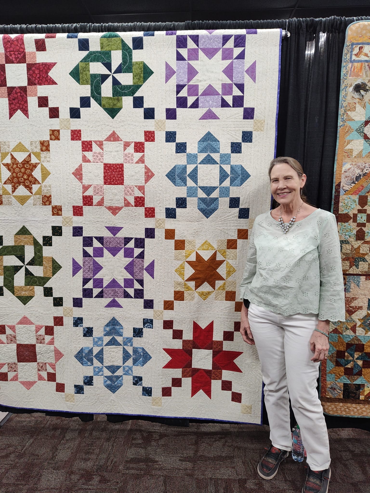 Katy Taylor quilt custom quilted by Debs Quilt Studio by Debi Bice